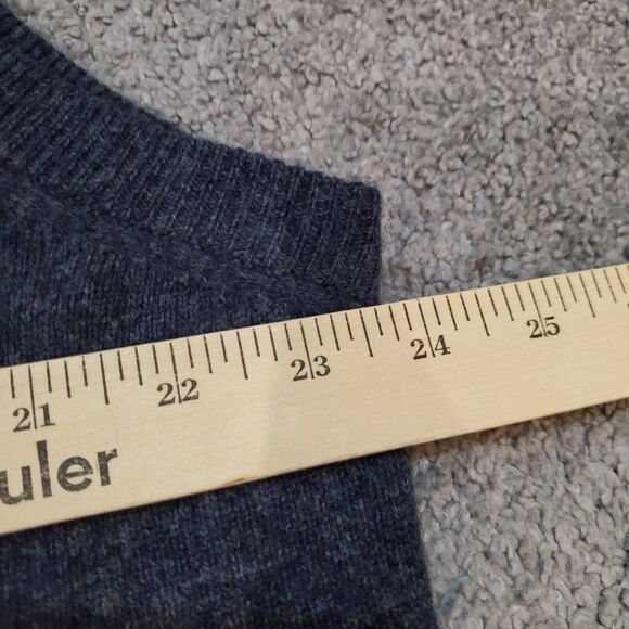 LL Bean sweater Mens Large Blue Vest Wool V Neck Lambswool - Picture 6 of 7